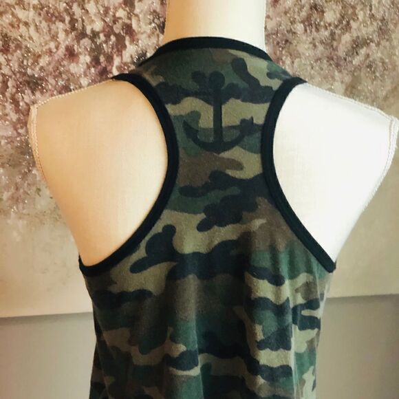 Flag nor fail Camo cake crop top retired rare workout gear tank top camouflage - Picture 8 of 15